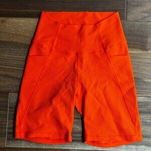 NWOT WILO bike shorts, with pickets MEDIUM